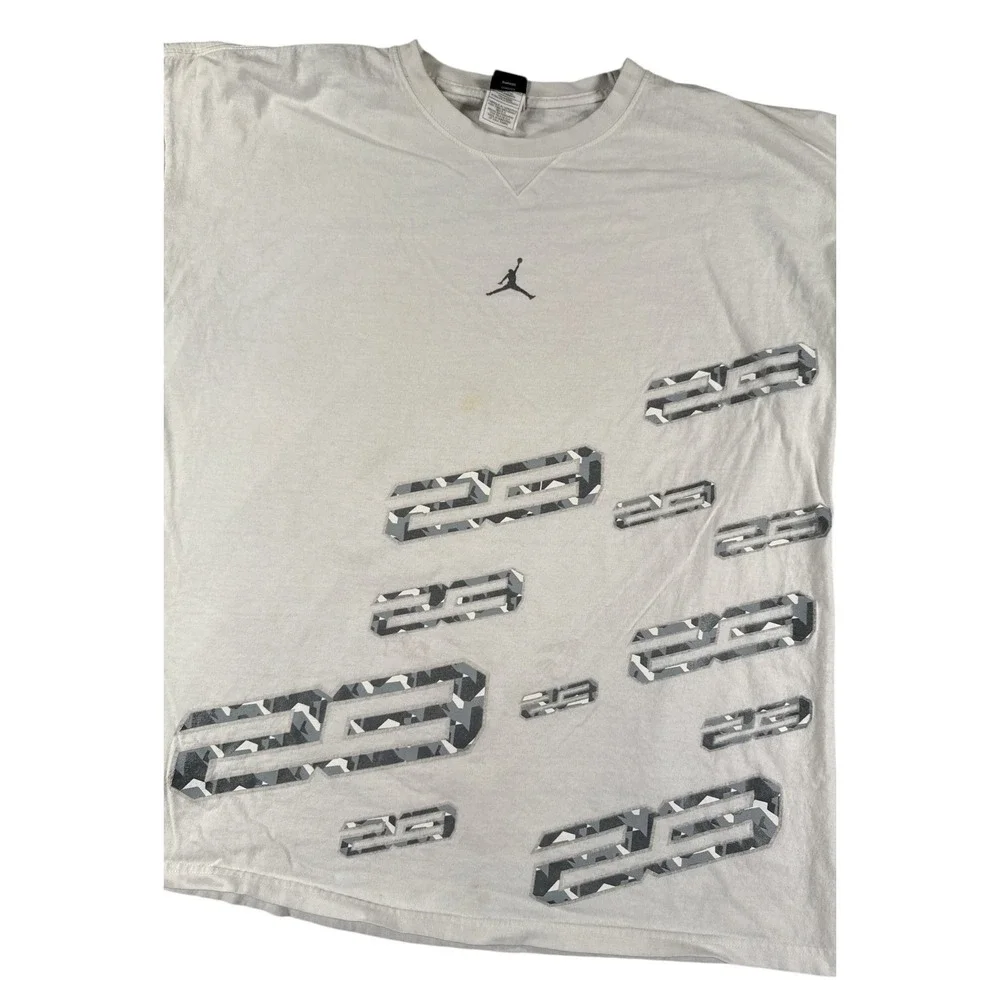 Vintage Jordan Center Logo T Shirt Mens 2XL White Embroidered AOP Short Sleeve